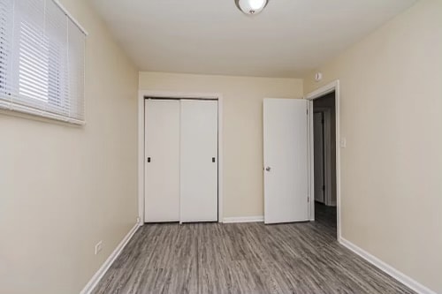 Building Photo - 517 N Biermann Ave