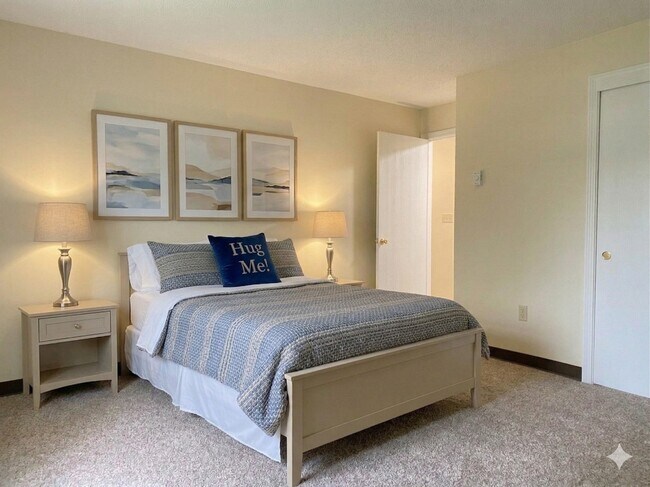 Building Photo - 147 Eastern Ave