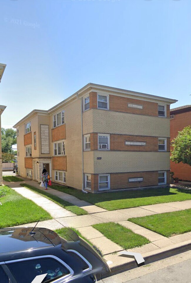 7331 W Fullerton Ave 7331 W Fullerton Ave Elmwood Park IL 60707