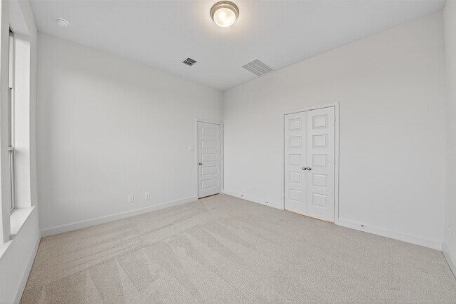 Building Photo - 27210 Butterfly Mint Ln