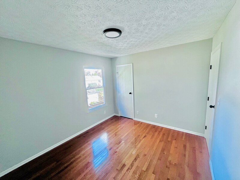 Building Photo - 2308 Sundew Ave