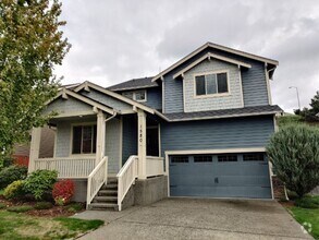 Building Photo - Beautiful Tumwater Home - 4 BD+DEN+BONUS RM