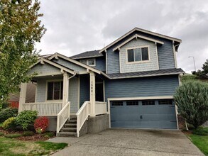 Building Photo - Beautiful Tumwater Home - 4 BD+DEN+BONUS RM