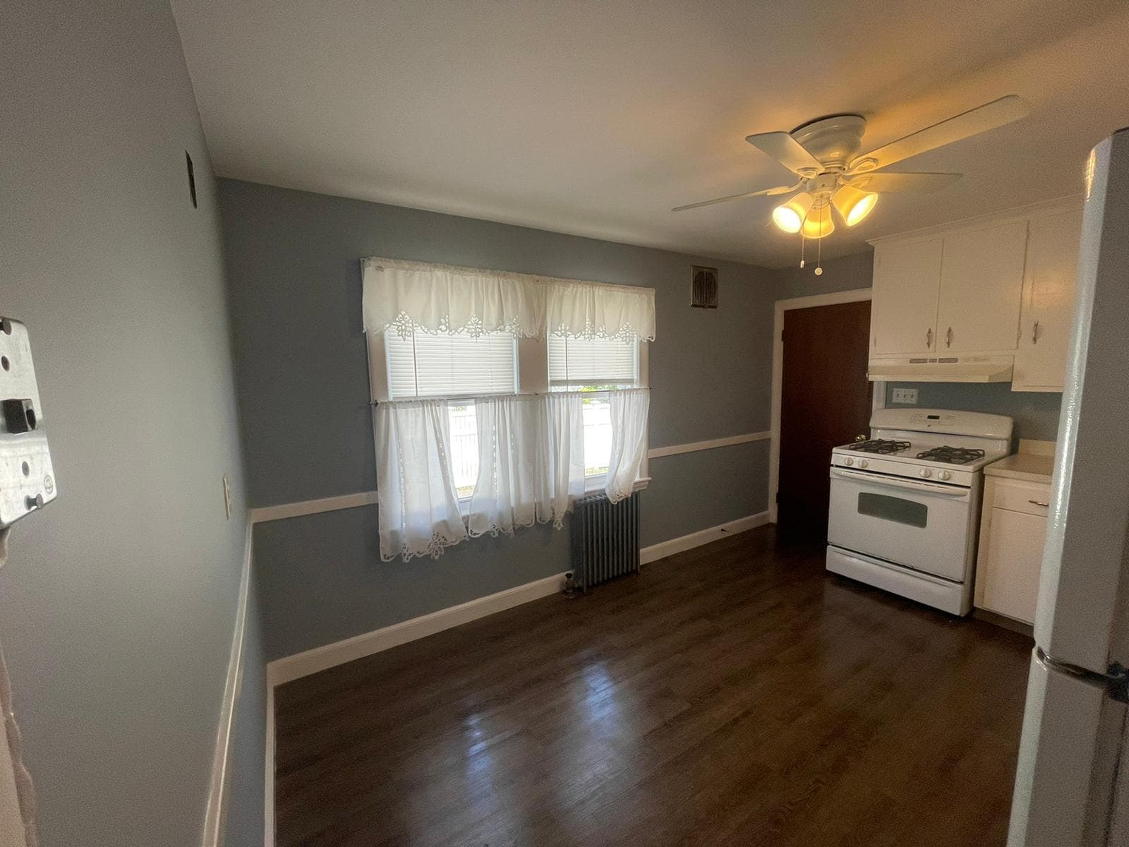 kitchen - 23 Thayer St