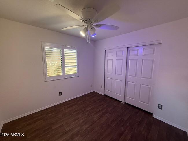 Building Photo - 11289 E Sunnyside Dr