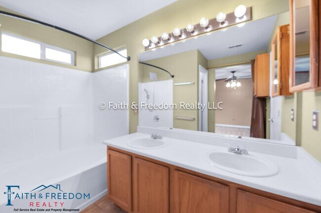 Building Photo - 5249 Mountain Air Cir
