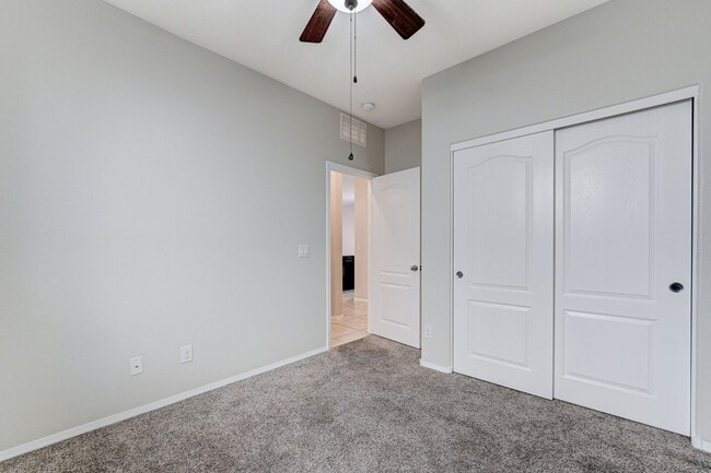 Building Photo - House For Rent! 4 beds, 3 baths Community ...