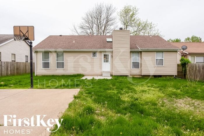 Building Photo - 611 Foxtail Dr