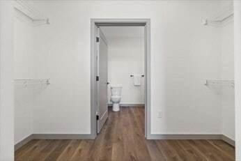 Building Photo - 203 Lowell St