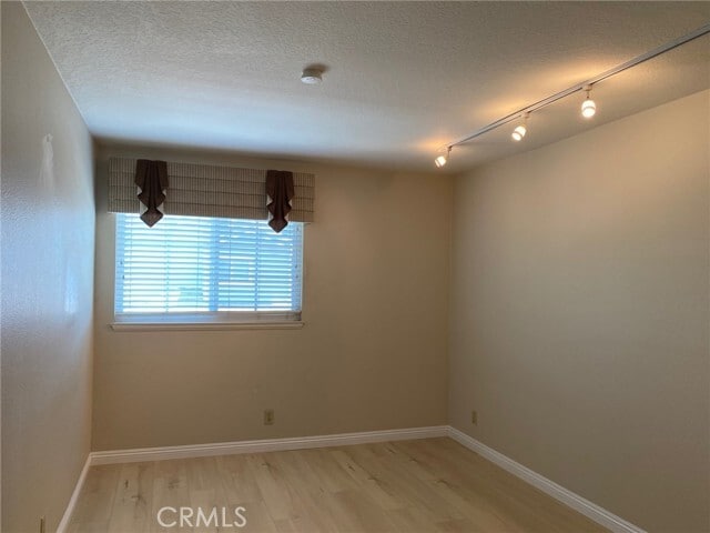 Building Photo - 2594 Dorset Dr