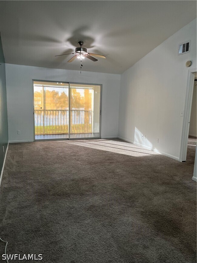 Building Photo - 1708 Kings Lake Blvd