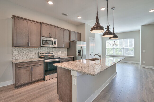 Building Photo - 175 Stonecrest Dr