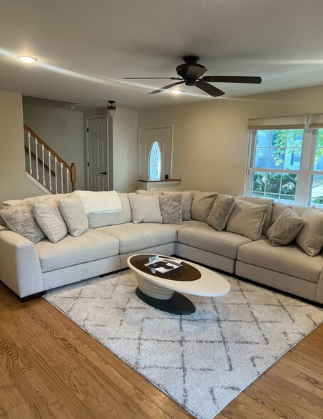 Building Photo - 403 Kokomo Ct