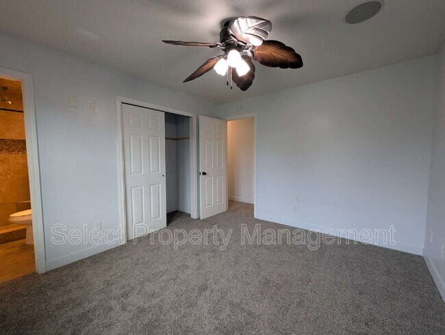 Building Photo - 7812 Brookfield Dr