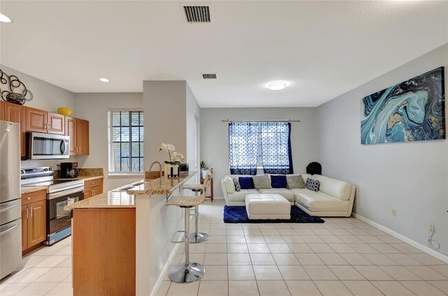 Building Photo - 2037 Nassau Dr