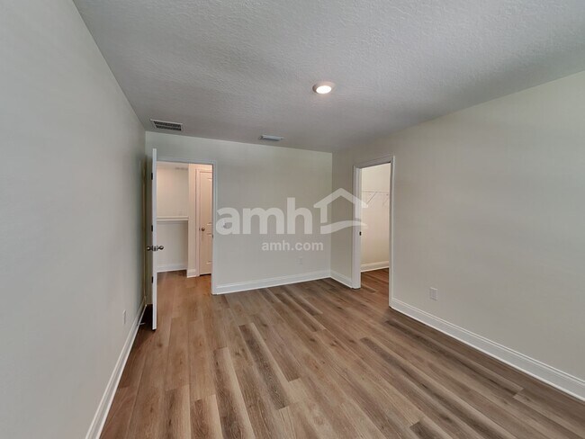 Building Photo - 1084 Grafton Ridge Dr