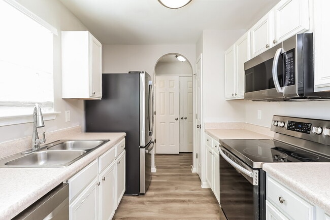 Building Photo - 1121 Vistalite Ln