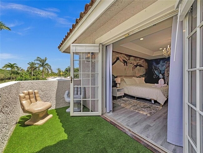 Building Photo - 851 N 11th Ave