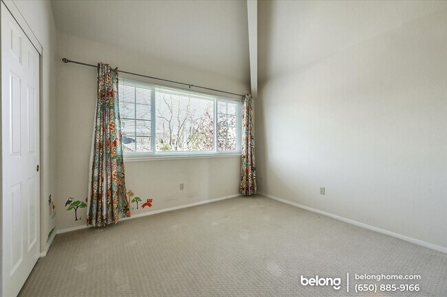 Building Photo - 511 Saint Thomas Ln