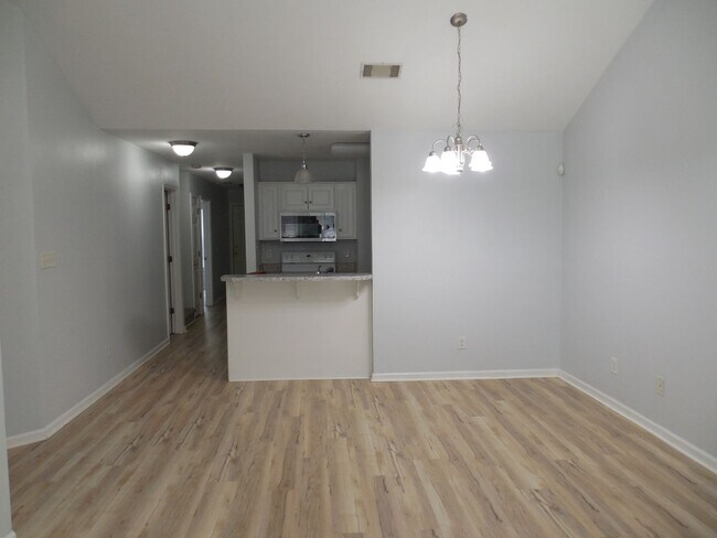 Building Photo - 420 Northrop Pl
