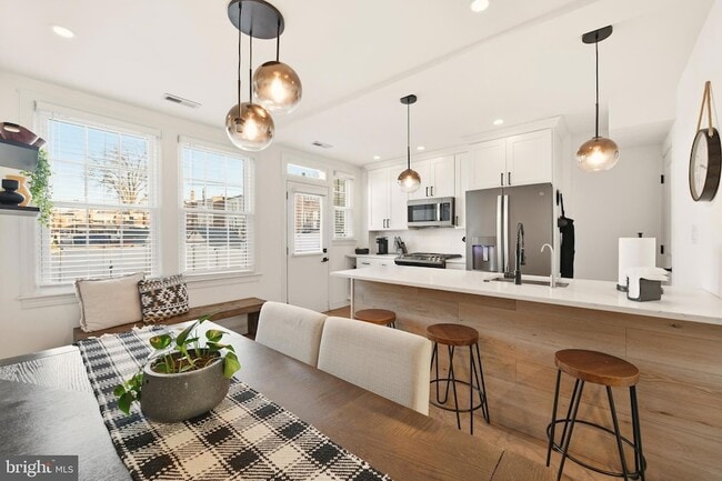 Building Photo - 5113 4th St NW