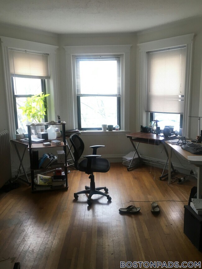 Building Photo - 17-19 Washington St.