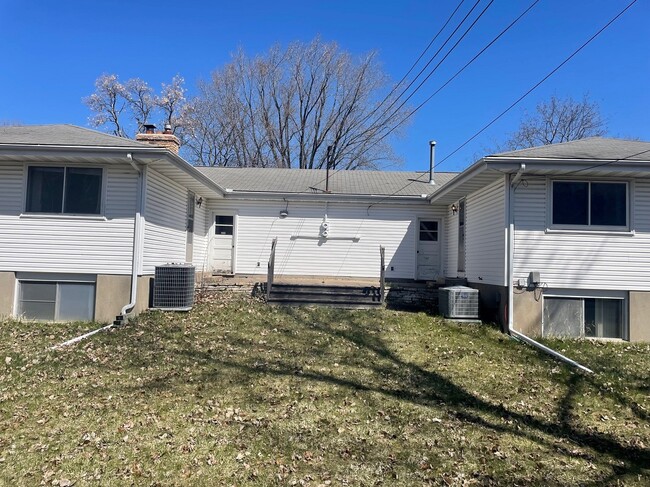 Building Photo - 8705 W 35th St