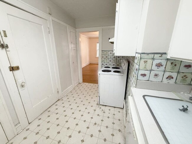 Building Photo - 18231 Winslow Rd