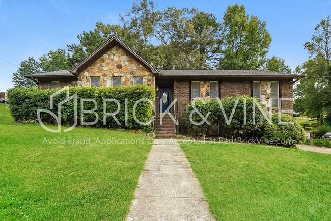 Primary Photo - 2228 Cedarcrest Dr