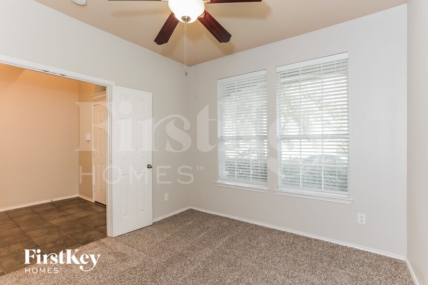 Building Photo - 7439 Gallo