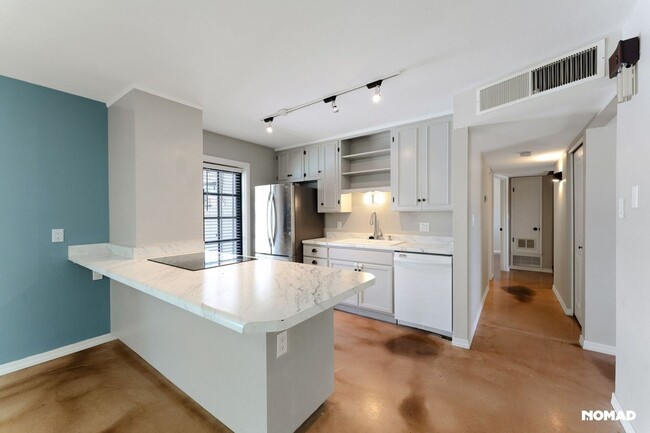 Building Photo - Charming 3BR House in Scottsdale