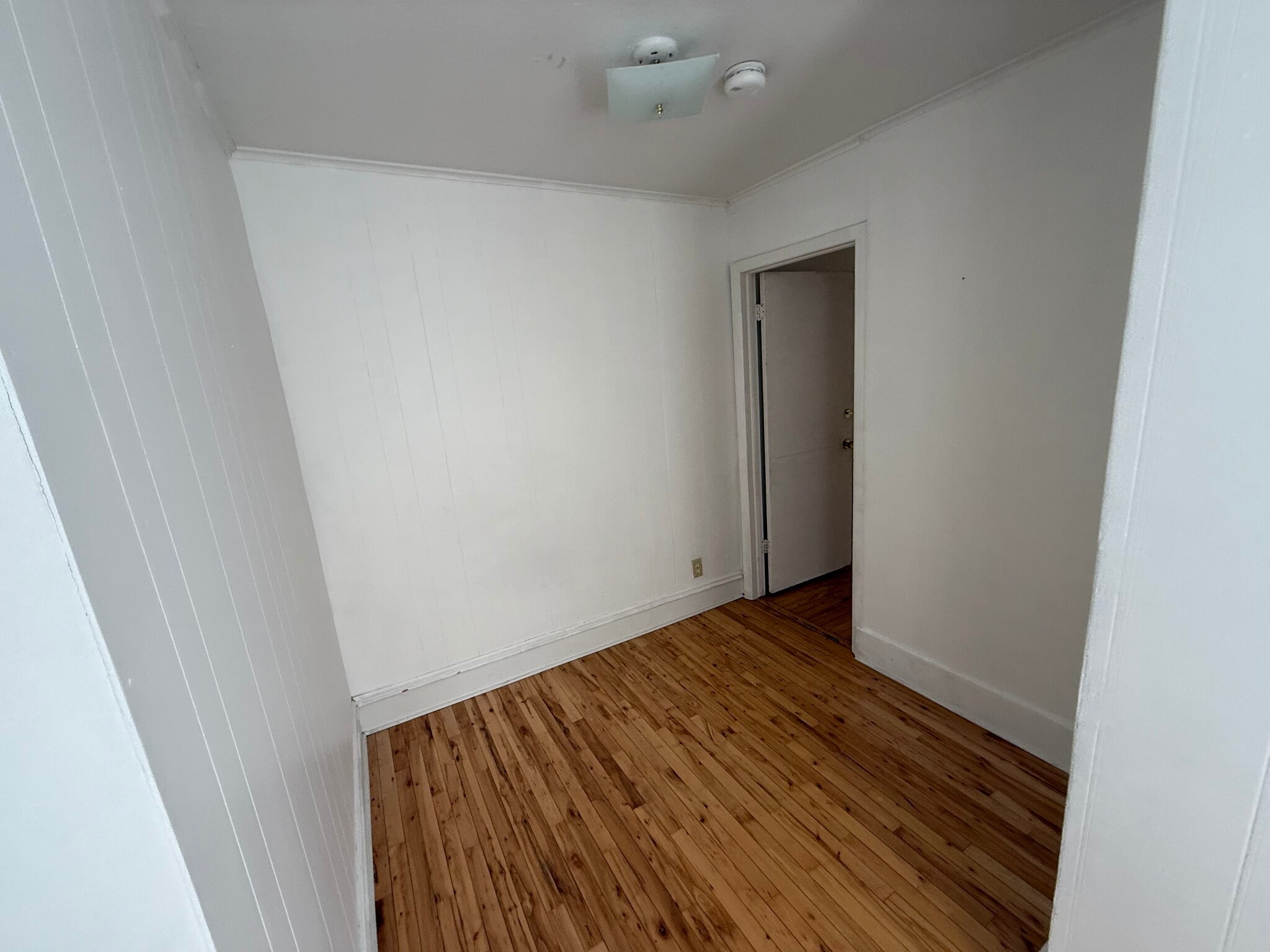 Bedroom 2 - 10-2 Russell St