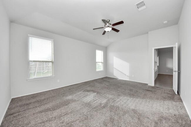 Building Photo - 4618 Terrazza Verde Dr