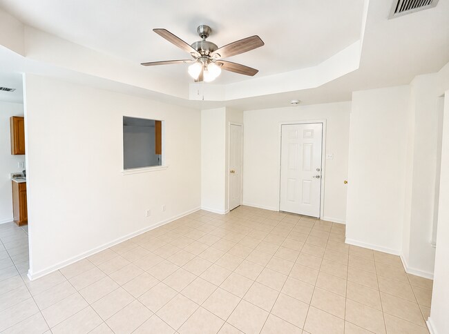 Building Photo - 3504 Westview Dr