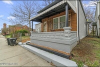 Building Photo - 424 S 22nd St
