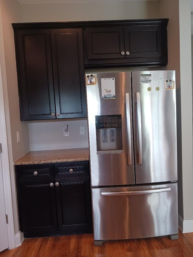 Building Photo - 2012 Fern Ridge Ct