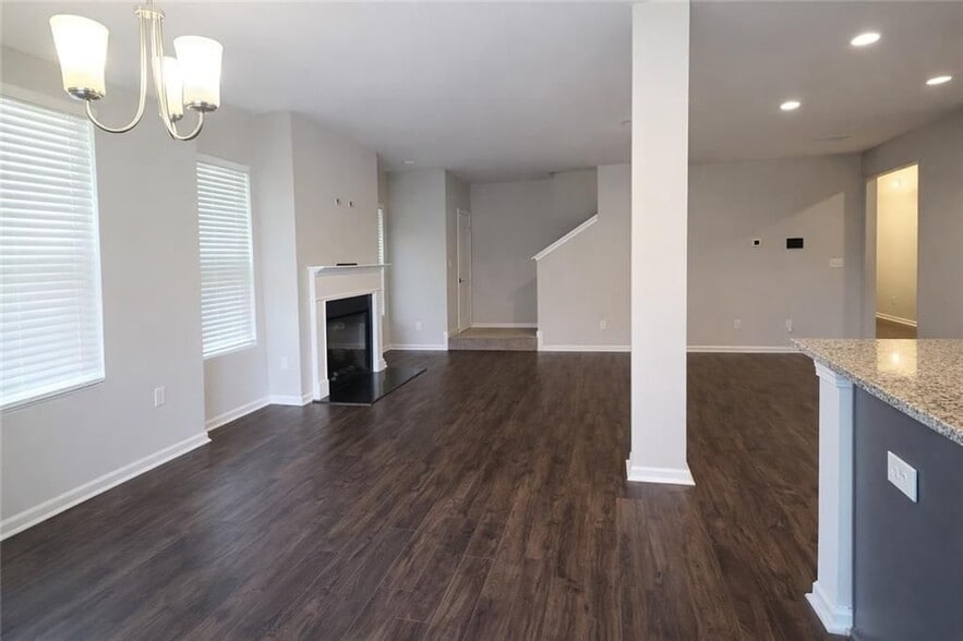 Building Photo - 1735 Labonte Pkwy