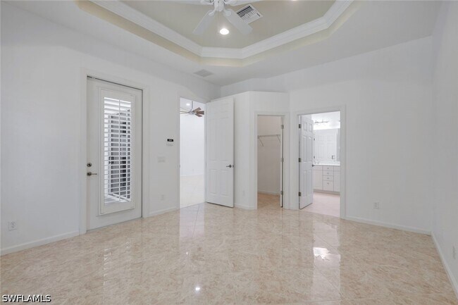 Building Photo - 15501 Cadiz Ln