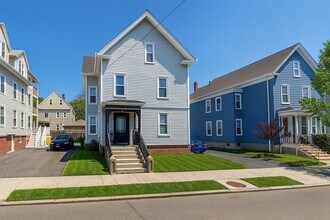 Building Photo - 21 Brimblecom St