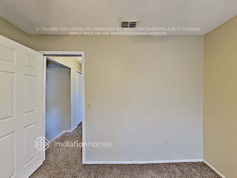 Building Photo - 1005 Reynolds Ct