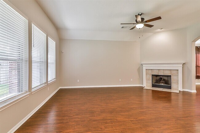 Building Photo - 15318 Bent Twig Way