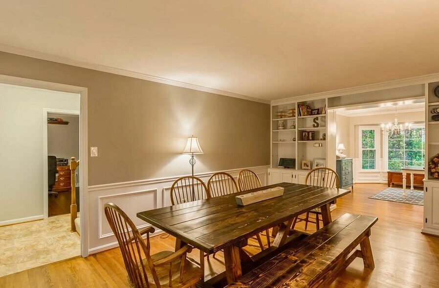 Building Photo - 15509 Barrington Pl