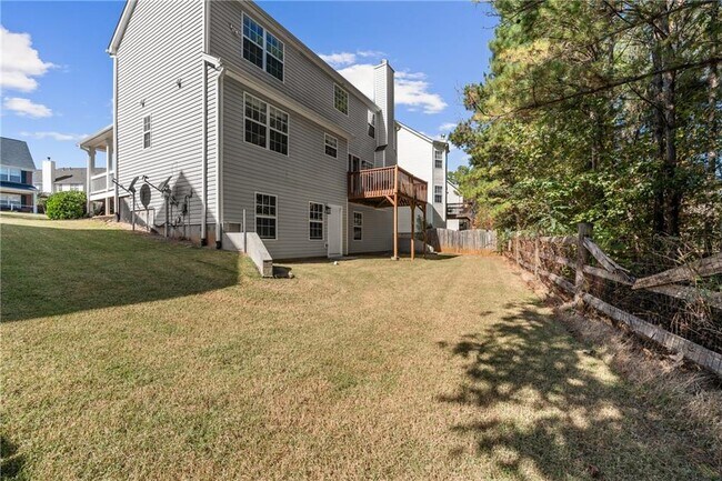Building Photo - 3751 Roxfield Dr NE