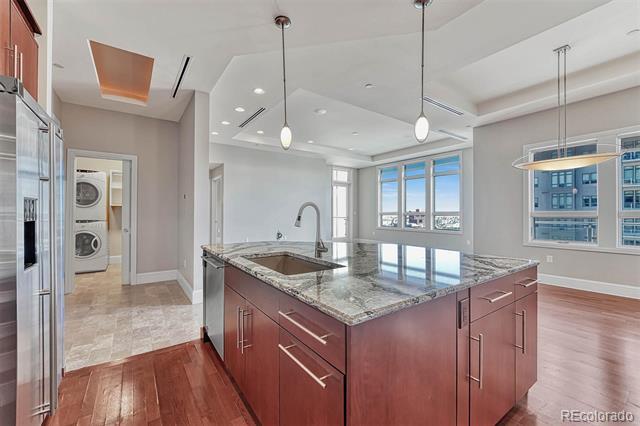 Building Photo - 5455 Landmark Pl