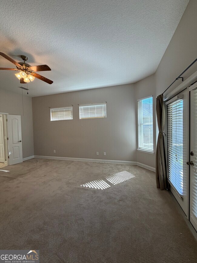 Building Photo - 108 Heron's Nest Cir