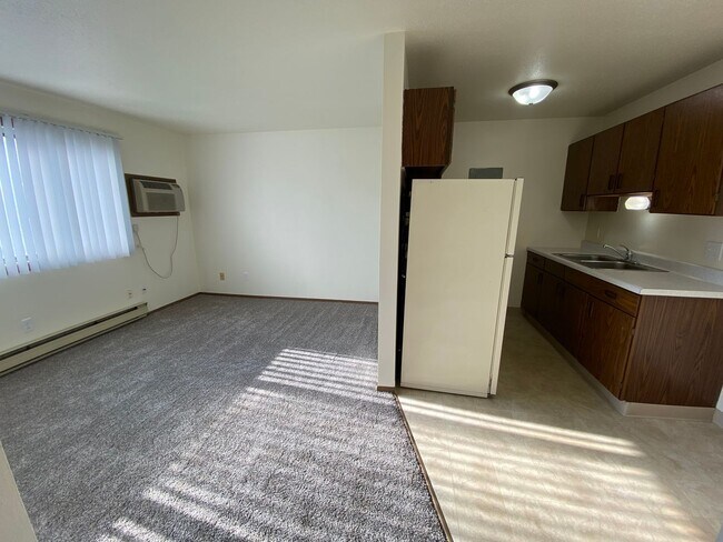 Interior Photo - 2615