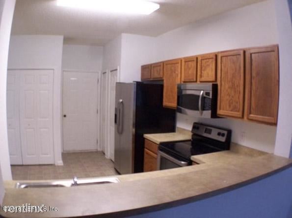 Building Photo - 2 br, 2.5 bath Condo - Timothy Landing