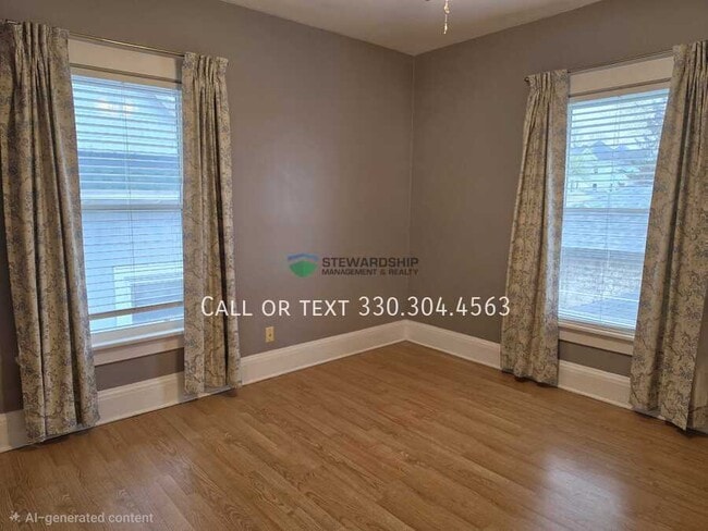 Building Photo - 213 Chestnut Ave NE