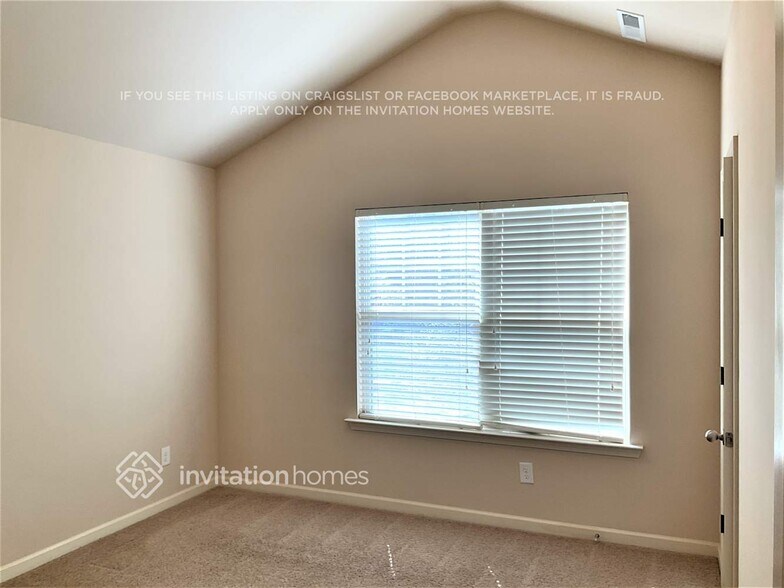 Building Photo - 119 Biscayne Terrace