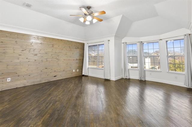 Building Photo - 1512 Chester Dr